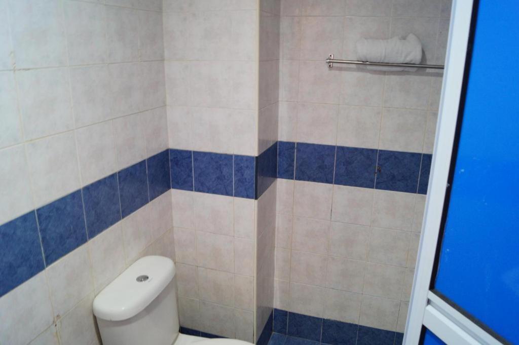 Budgetone Hotel Сингапур Екстериор снимка