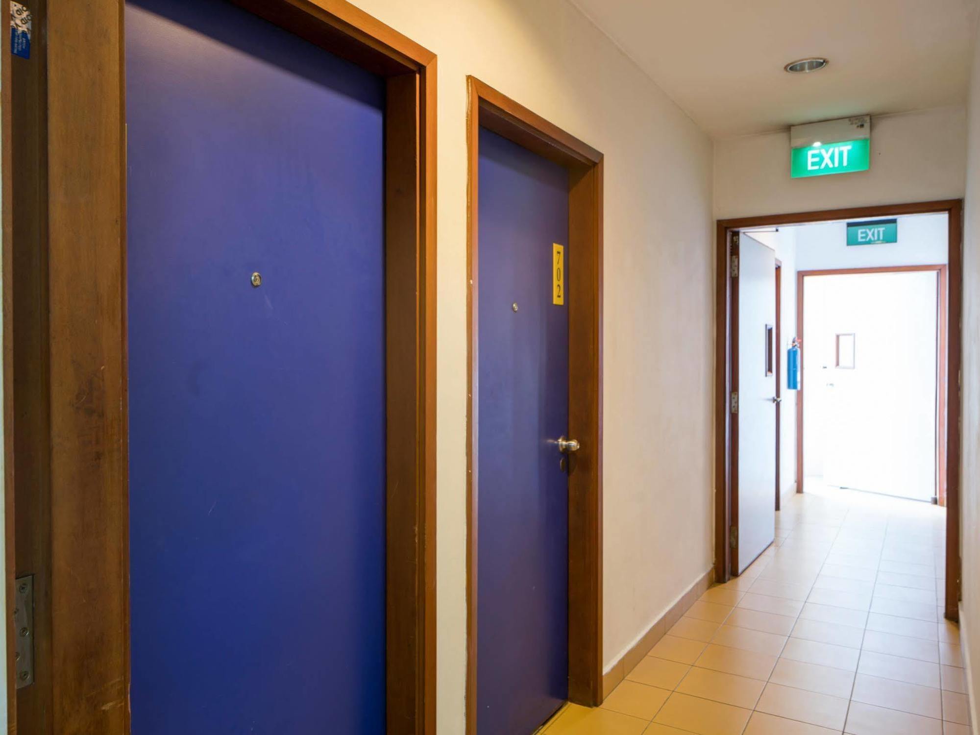 Budgetone Hotel Сингапур Екстериор снимка